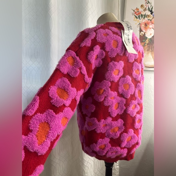 Flower Sherpa knit sweater BNWT - Picture 5 of 8